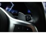 BMW 3-Serie Touring 320e M Sport | SOH 90.7% | Facelift | Shadow Line | Curved display | Adapt. Cruise | Nav + CarPlay | Elek. Klep | Sfeerverlichting | LED | Stoelverw. | PDC