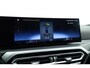 BMW 3-Serie Touring 320e M Sport | SOH 90.7% | Facelift | Shadow Line | Curved display | Adapt. Cruise | Nav + CarPlay | Elek. Klep | Sfeerverlichting | LED | Stoelverw. | PDC