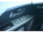 Peugeot e-5008 Allure Avantage 73 kWh | Afn. Trekhaak | Allseason | Navigatie | Achteruitrijcamera | Apple Carplay & Android Auto |!!