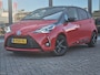 Toyota Yaris 1.5 Hybrid Dynamic Red
