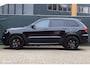 Jeep Grand Cherokee 6.4 V8 Hemi SRT adaptive cruise | pano