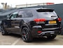 Jeep Grand Cherokee 6.4 V8 Hemi SRT adaptive cruise | pano