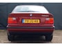 BMW 3-Serie 320i 6-cilinder E36 5-bak | schuifdak | historie