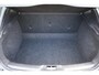 Volvo V40 2.0 T2 R-Design | Navigatie | Harman Kardon Audio | Achteruitrijcamera | Parkeersensoren | Stoelverwarming | Verwarmde Voorruit