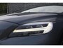 Volvo V40 2.0 T2 R-Design | Navigatie | Harman Kardon Audio | Achteruitrijcamera | Parkeersensoren | Stoelverwarming | Verwarmde Voorruit