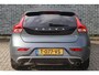 Volvo V40 2.0 T2 R-Design | Navigatie | Harman Kardon Audio | Achteruitrijcamera | Parkeersensoren | Stoelverwarming | Verwarmde Voorruit