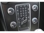 Volvo V40 2.0 T2 R-Design | Navigatie | Harman Kardon Audio | Achteruitrijcamera | Parkeersensoren | Stoelverwarming | Verwarmde Voorruit