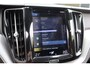 Volvo XC60 2.0 Recharge T8 AWD R-Design|Automaat|LED|Navi|Camera|Panodak|Electrische stoelen|19inch|SOH 100%