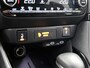 Toyota Yaris 1.5 Hybrid 130 Executive | BTW voertuig | Dodehoek detectie | Stoel+stuurverwarming | Parkeersensoren voor+achter | Draadloze telefoonlader | Apple CarPlay/Android auto | Cruise Control Adaptive | CF MB