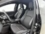 Toyota Yaris 1.5 Hybrid 130 Executive | BTW voertuig | Dodehoek detectie | Stoel+stuurverwarming | Parkeersensoren voor+achter | Draadloze telefoonlader | Apple CarPlay/Android auto | Cruise Control Adaptive | CF MB