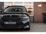 BMW 3-Serie 330e Touring M Sport | Panorama | Harman/Kardon | Camera | 19' Inch |