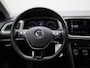 Volkswagen T-Roc 1.5 TSI Style Business 150 PK| Origineel Nederlands | 1e Eigenaar | Trekhaak | Navigatie | Parkeersensoren | Achteruitrijcamera