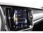 Volvo V90 2.0 T4 Momentum | Trekhaak | Lederen Bekleding | Parkeersensoren | LED Koplampen Adaptief | BLIS | Navigatie | Apple Carplay | Android Auto | Elektrisch Verstelbare Voorstoel