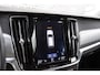 Volvo V90 2.0 T4 Momentum | Trekhaak | Lederen Bekleding | Parkeersensoren | LED Koplampen Adaptief | BLIS | Navigatie | Apple Carplay | Android Auto | Elektrisch Verstelbare Voorstoel