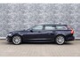 Volvo V90 2.0 T4 Momentum | Trekhaak | Lederen Bekleding | Parkeersensoren | LED Koplampen Adaptief | BLIS | Navigatie | Apple Carplay | Android Auto | Elektrisch Verstelbare Voorstoel
