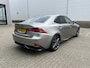 Lexus IS 300h First Edition | Navi/Clima/Cruise/18"/Camera/Privacy Glass
