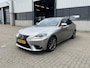 Lexus IS 300h First Edition | Navi/Clima/Cruise/18"/Camera/Privacy Glass