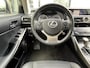 Lexus IS 300h First Edition | Navi/Clima/Cruise/18"/Camera/Privacy Glass