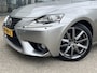Lexus IS 300h First Edition | Navi/Clima/Cruise/18"/Camera/Privacy Glass
