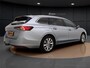 Skoda Superb Combi 1.5 TSI MHEV First Edition | Pano Dak | Trekhaak | Camera | ACC | Stuur-/Stoelverwarming V+A | Carplay | 17'' |