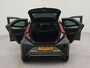 Toyota Aygo X 1.0 VVT-i S-CVT Premium | Apple Carplay | Bluetooth | Achteruitrij camera | Parkeersensoren voor en achter | Voorstoelen verwarmd | Cruise control | Connected services |