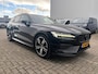 Volvo V60 2.0 B3 Momentum Advantage