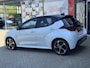 Toyota Yaris 1.5 Hybrid 130 Executive PREMIUM BI-TONE MET € 2.900,- INRUILKORTING DIRECT UIT VOORRAAD LEVERBAAR!!!