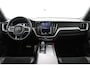 Volvo XC60 T8 Twin Engine AWD R-Design | Panoramadak | Trekhaak | 360 Camera | Adaptieve cruise control | LED | BLIS | Keyless |