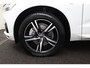 Volvo XC60 T8 Twin Engine AWD R-Design | Panoramadak | Trekhaak | 360 Camera | Adaptieve cruise control | LED | BLIS | Keyless |