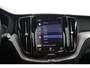 Volvo XC60 T8 Twin Engine AWD R-Design | Panoramadak | Trekhaak | 360 Camera | Adaptieve cruise control | LED | BLIS | Keyless |
