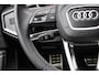 Audi Q3 45 TFSIe 245pk PHEV S Edition | 19" LMV | Panoramadak | Trekhaak | Stuurverwarming | Apple Carplay/ Android Auto