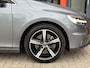 Volvo V40 1.5 T3 Polar+ R-Design Sport / NL Auto / Navi / Camera / Stoelverwarming / Panoramadak /