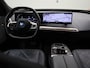 BMW iX xDrive40 High Executive 77 kWh | NAVIGATIE | HUD | LED | TREKHAAK | CAMERA