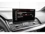 Audi Q5 50 TFSIe 299pk PHEV S Edition | 20" LMV | Trekhaak | Panoramadak | Stoelverwarming | Apple carplay/ Android Auto