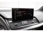 Audi Q5 50 TFSIe 299pk PHEV S Edition | 20" LMV | Trekhaak | Panoramadak | Stoelverwarming | Apple carplay/ Android Auto | SoH 89%