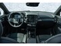 Volvo XC40 Plug-in Hybrid T5 R-Design | Adaptive cruise control | Harman Kardon audio | Stoel- en stuurverwarming | Elektrische stoelverstelling | Achteruitrijcamera | Voorruitverwarming | Parkeersensoren voor + achter | Dode hoek detectie BLIS |