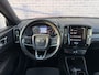 Volvo XC40 T4 R-Design Aut | Cruise Control | Trekhaak 1800 kg | Half Lederen Bekleding | Navigatie | Parkeersensoren V + A | Parkeercamera | Climate control |