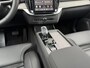 Volvo XC90 2.0 T8 Plug-in hybrid AWD Ultra Dark | Adaptieve Cruise Control | Luchtvering | Trekhaak | Panoramadak | Bowers & Wilkins Audio | Nappa Lederen Bekleding | Stoel-/Stuurverwarming | 360 Parkeercamera | 22" Velgen |