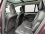 Volvo XC90 2.0 T8 Plug-in hybrid AWD Ultra Dark | Adaptieve Cruise Control | Luchtvering | Trekhaak | Panoramadak | Bowers & Wilkins Audio | Nappa Lederen Bekleding | Stoel-/Stuurverwarming | 360 Parkeercamera | 22" Velgen |