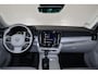 Volvo S90 T5 Momentum - LED koplampen - Lederen bekleding - Elektrisch verstelbare bestuurderstoel - Parkeersensoren v/a - Parkeercamera - Verwarmbare voorstoelen - Apple® CarPlay