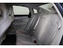 Volvo S90 T5 Momentum - LED koplampen - Lederen bekleding - Elektrisch verstelbare bestuurderstoel - Parkeersensoren v/a - Parkeercamera - Verwarmbare voorstoelen - Apple® CarPlay