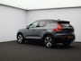 Volvo XC40 Recharge 231PK Ultimate 70 kWh / Panoramisch Dak / Adaptive Pixel Led / Elekt. Verstelb. Stoelen / Harman Kardon / Verwarmbare Voorstoelen + Stuurwiel / 360gr Camera