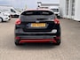 Ford Focus 1.5 Black Edition 150pk | Navigatie | Cruisecontrole | Trekhaak afneembaar