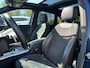 Mercedes-Benz B-klasse 250 e AMG Line | Plug-in Hybride | Camera | Panoramadak | Elektrische achterklep | Getint glas | Half Lederen bekleding |