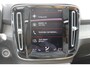 Volvo XC40 B4 211PK Automaat Inscription Panoramisch schuif-kanteldak / Semi elektrisch wegklapbare trekhaak / Adaptieve cruise control / Lederen bekleding / Harman Kardon Audio