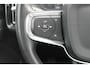 Volvo XC40 B4 211PK Automaat Inscription Panoramisch schuif-kanteldak / Semi elektrisch wegklapbare trekhaak / Adaptieve cruise control / Lederen bekleding / Harman Kardon Audio
