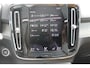 Volvo XC40 B4 211PK Automaat Inscription Panoramisch schuif-kanteldak / Semi elektrisch wegklapbare trekhaak / Adaptieve cruise control / Lederen bekleding / Harman Kardon Audio