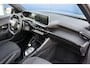 Peugeot 2008 1.2 Hybrid 136 Style | Parkeerhulp achter | LMV | Apple Carplay | Climate control | Cruise Control | DAB |