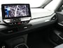 Volkswagen ID.3 First Max 58 kWh | SoH 93,1 % | Apple Carplay | Panorama dak |  Spraakbediening | Navigatie |Achteruitrij camera | Wifi | Stuur verwarmd | Electr.bedienb voorstoelen |  Parkeersensoren voor en achter | Voorst