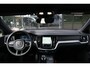 Volvo V60 2.0 B3 Plus Dark|Rijklaar!|PilotAssist|ACC|Camera|Trekhaak|Winterpakket|Carplay|Keyless